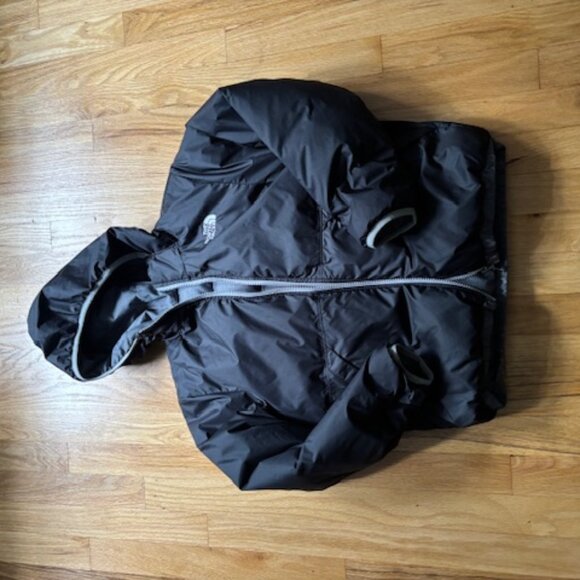 North Face Boys Reversible Black/Gray Winter Coat Size 10 12 Medium - Picture 1 of 3
